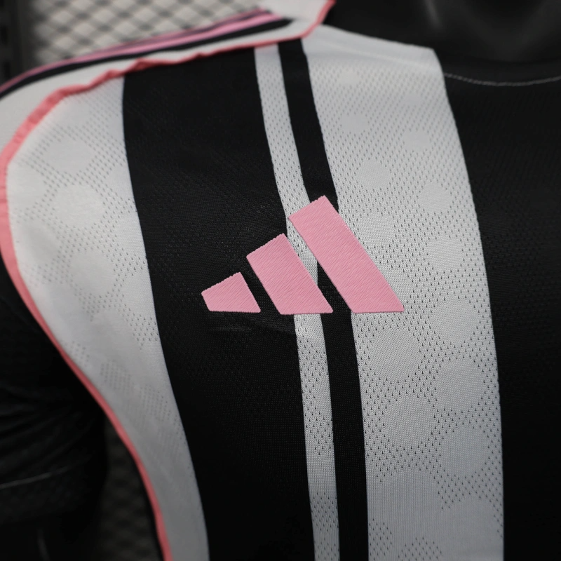 Maillot Juventus Domicile 2025/2026 – Version Joueur